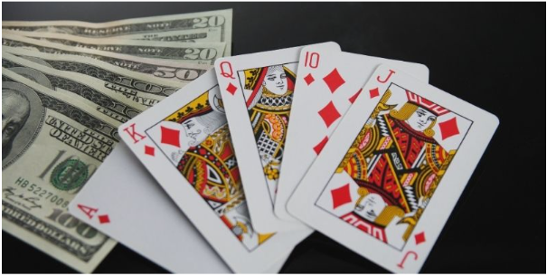 Độc chiêu làm chủ sảnh cược game bài